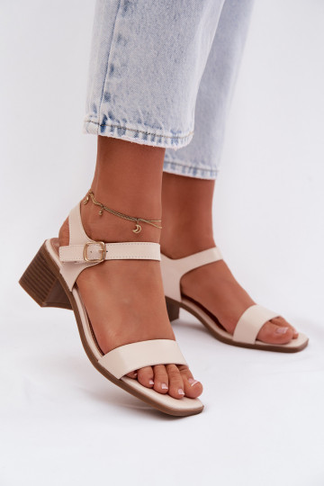 Dames sandalen van kunstleer met platform in zandkleur Sabela 2