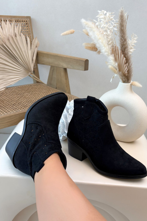 Ażurowe dames cowboy stijl enkellaarsjes met hakken S.Barski HY61-8012 zwarte kleur