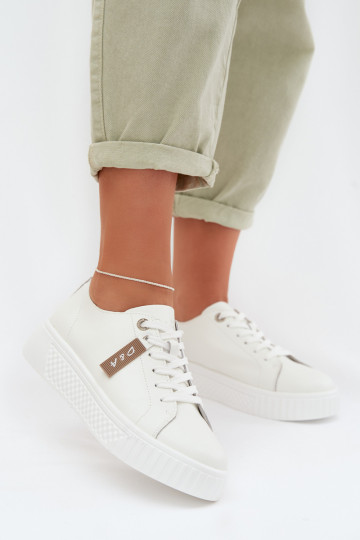 Witte damesschoenen van echt leer D&A GR61-5591 2
