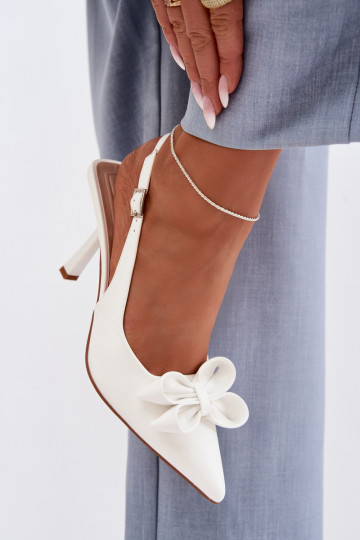 Dames sandalen met dunne hakjes met strikjes in witte kleur Jonera 2