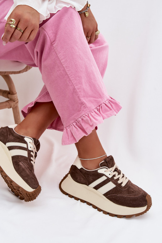 Sneakers model schoenen van suède met platform D&A GR61-5986 CzekoladoIne