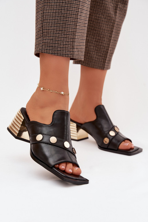 Leren pantoffels met hakken met versierde hakken D&A CR61-3063 zInart