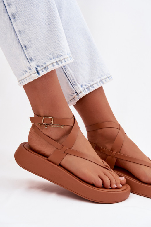 sandalen door de vinger Dames met platform bruine kleur Gelira