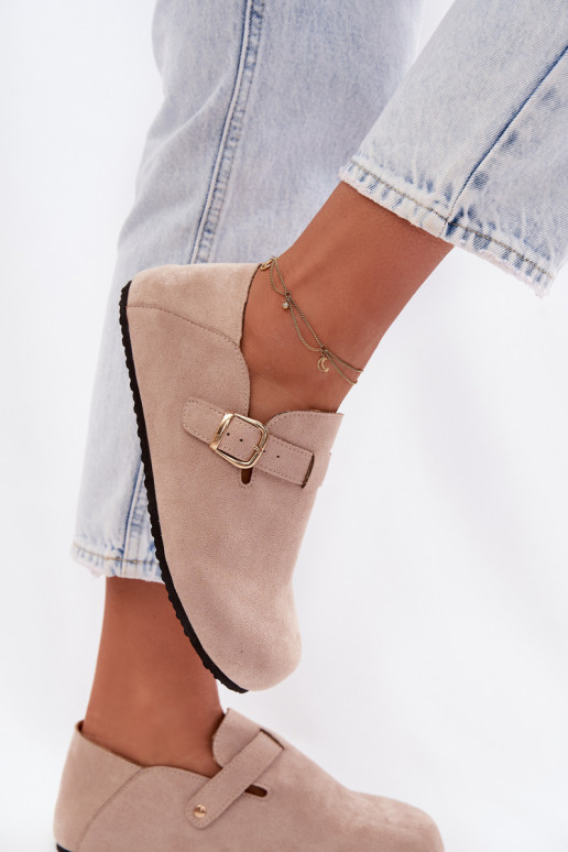 Dames schoenen van kunstleer met gouden gespen in zandkleur Ismora