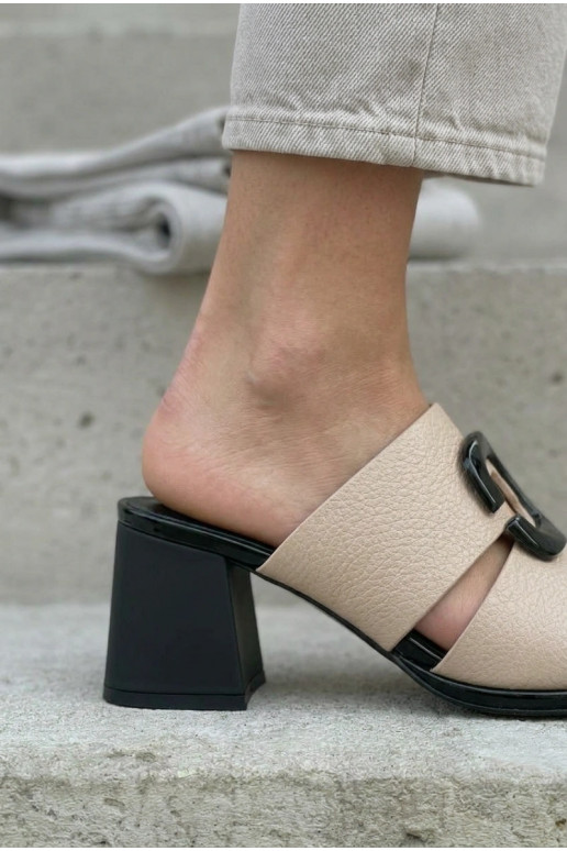 Damespantoffels Uitknippen I met gespen met hakken Vinceza 62284 beige