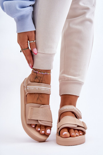 Dames sandalen met klittenbandsluiting Big Star LL274787 zandkleur 2