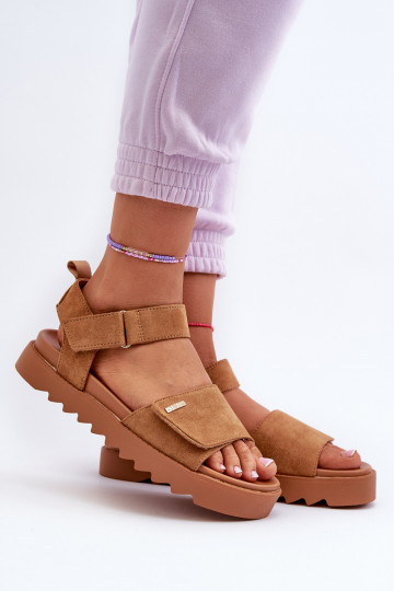 Dames suède sandalen met plateau Big Star NN274705 bruine kleur 2