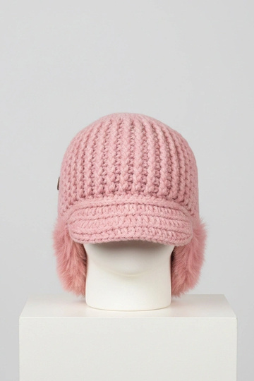 Roze pet met oorkappen Zora