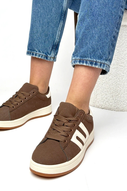 Bruine casual sportschoenen Delphine