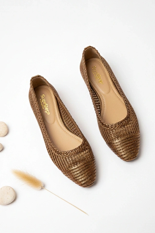 Bruine opengewerkte ballerina's met...