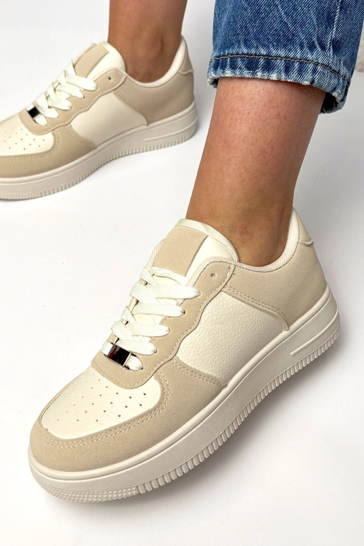 Zandkleurige sportschoenen met...