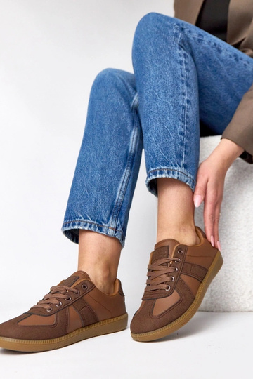 Bruine sportschoenen met platform Valentine 2