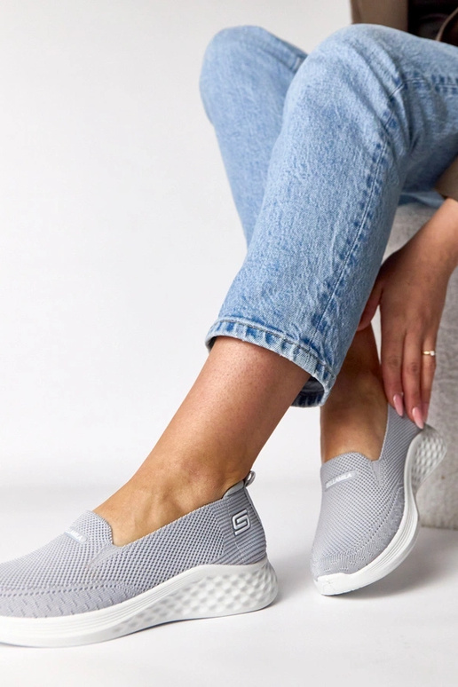 Grijze instap sneakers van stof Zoe