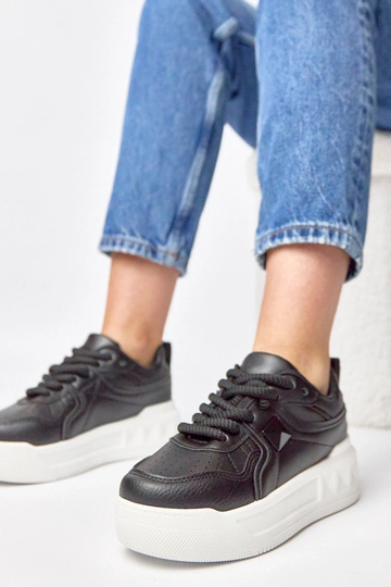 Zwarte sneakers met platform Alessandra