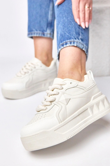Sandkleurige sneakers met platform Alessandra 2
