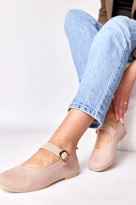 Roze textiele ballerina's met bandje...