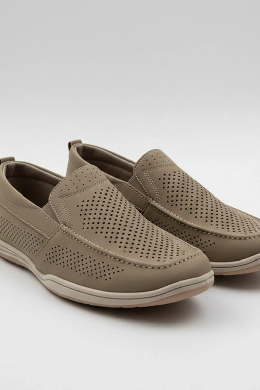 Bruine geperforeerde heren loafers Finn