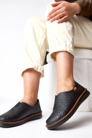 Zwarte opengewerkte... 2