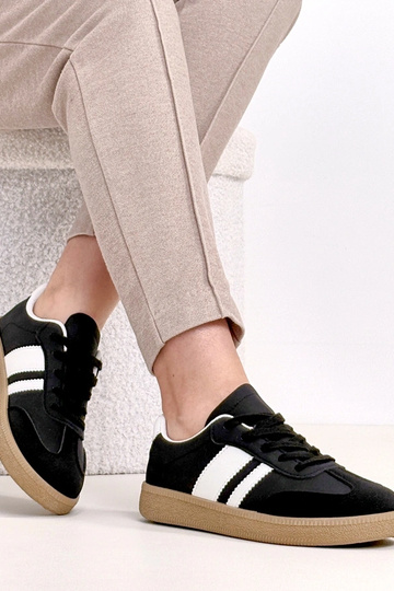 Zwarte casual sneakers met platform Thérèse 2
