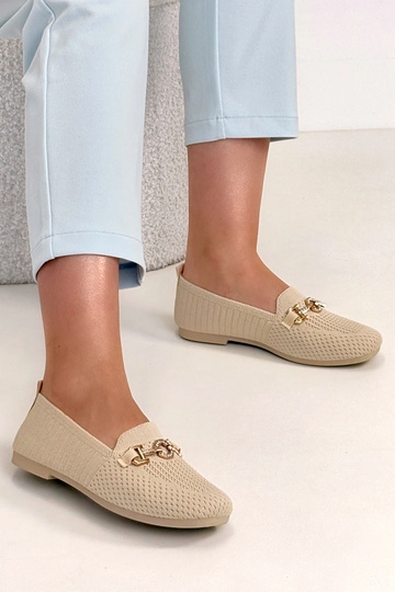 Zandkleurige stoffen mocassins met gouden decor Mathilde 2