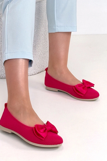 Roze stoffen ballerina's...