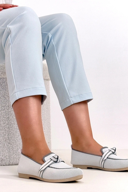 Witte stoffen ballerina's met veters...