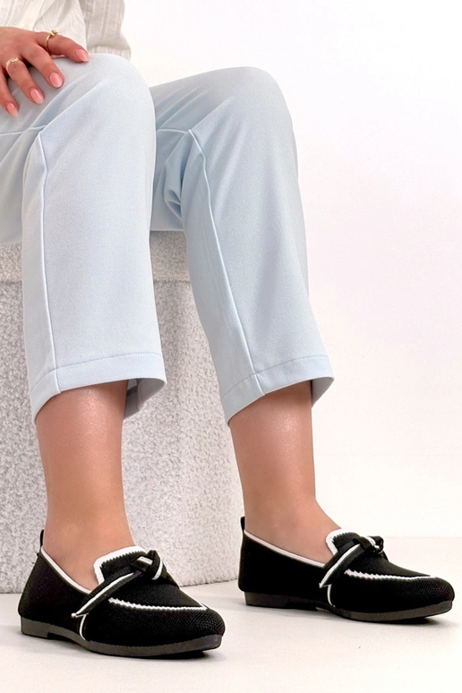 Zwarte stoffen ballerina's met veters...