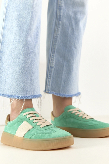 Groene leren sneakers met... 2