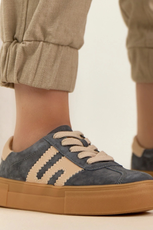 Grijze leren sneakers met platform...