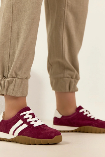 Bordeaux leren sneakers...