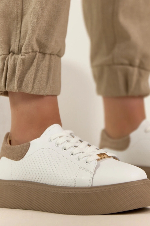 Witte leren sneakers met platform...