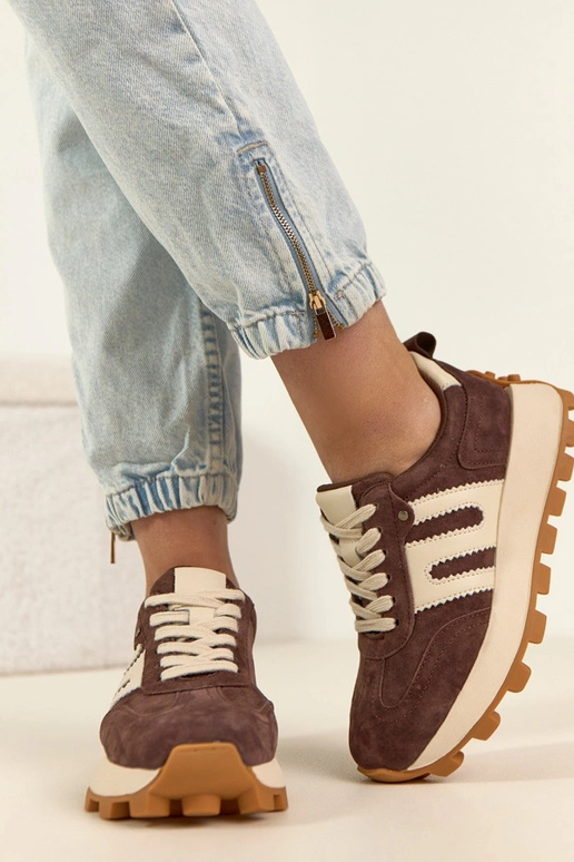 Chocoladekleurige leren sneakers met...
