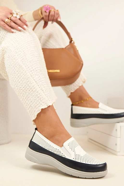 Witte donkerblauwe geperforeerde...