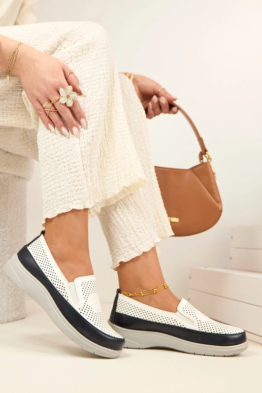 Witte donkerblauwe geperforeerde...