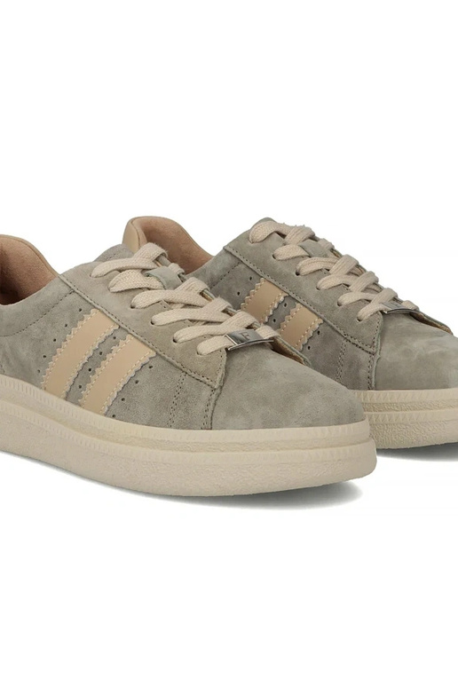 Grijze leren schoenen op platform...