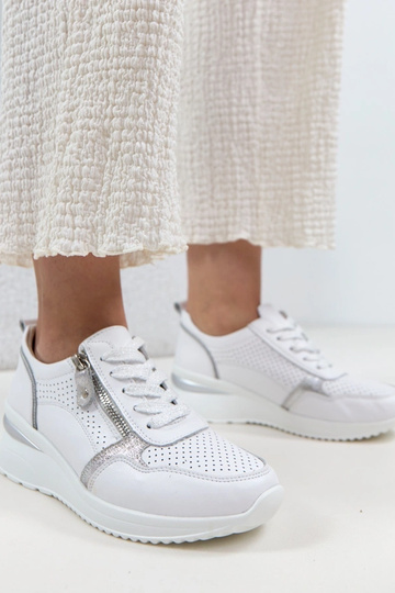 Witte leren schoenen op verborgen hak Cambell 2