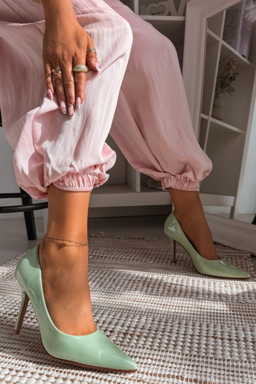 Klassieke gelakte stilettosImitacji Skóry groene kleur Odira