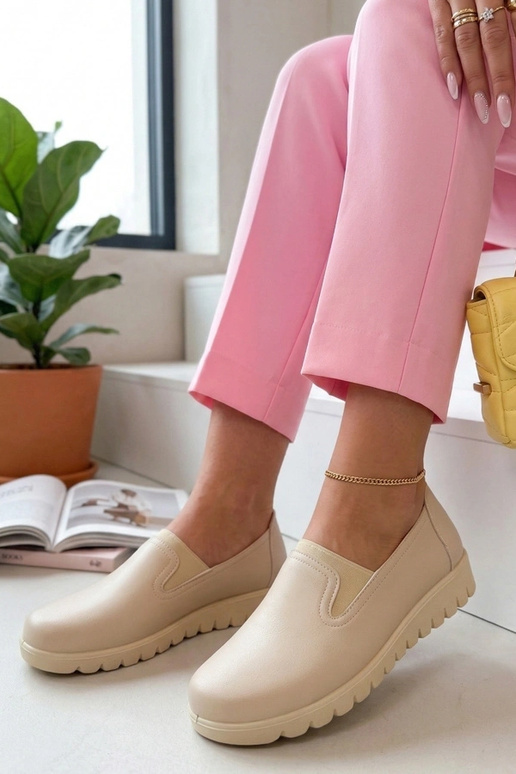 Zandkleurige instap enkellaarsjes met...