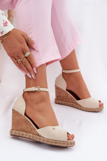 Dames sandalen met platform en vlecht details Wrangler 20261086.06V in ivoor