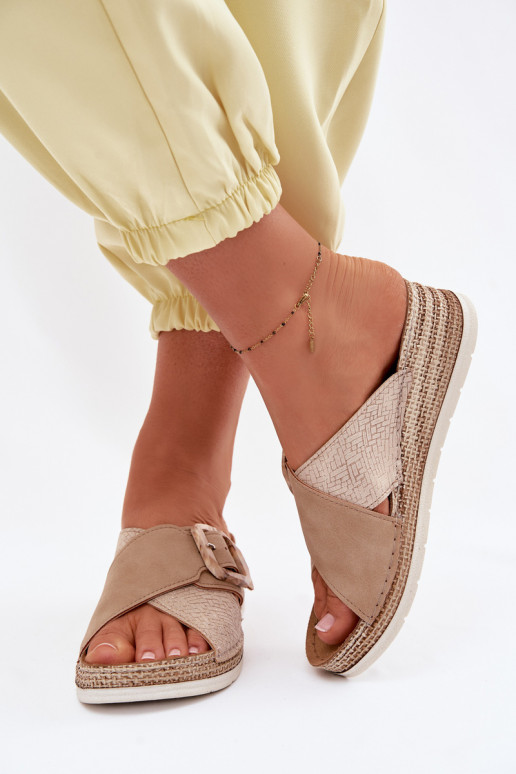 Damespantoffels met platform versieren met gespen Inblu RV000012 bruine kleur