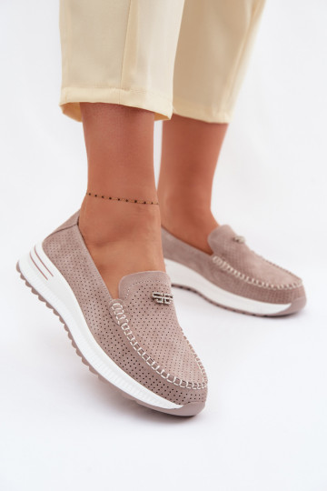 Dames suède mocassins Demela zandkleurig 2