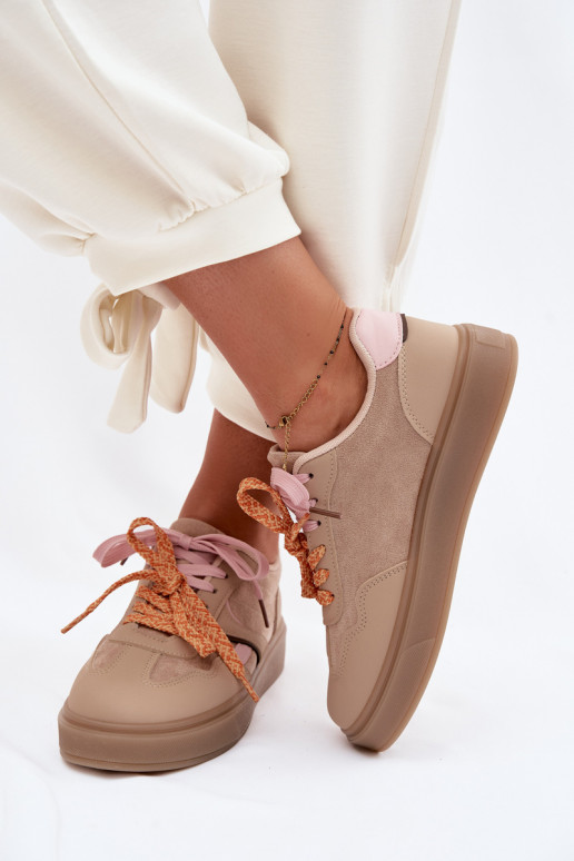 Sneakers model schoenen DamesPodInójnymi SznuróInkami bruine kleur Relisa