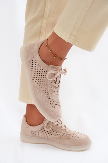 Suède sneakers voor dames met opengewerkte elementen zandkleurig Almora
