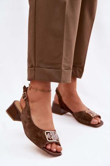 Elegante sandalen van natuurlijk suède met hakken D&A CE61-3127 bruin 2