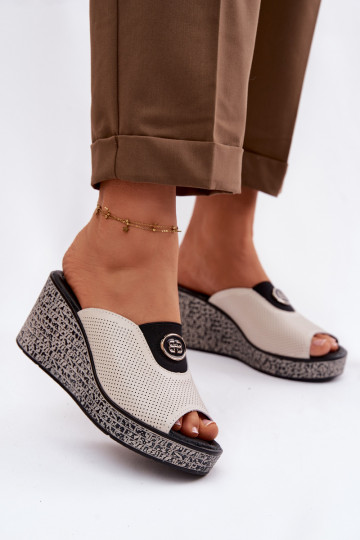 Leren pantoffels met platform met ornamenten S.Barski LR61-7011 beige