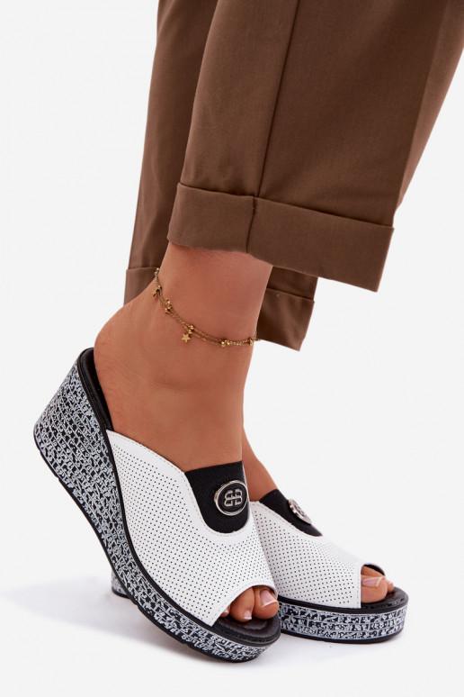 Leren pantoffels met platform met ornamenten S.Barski LR61-7011 Initte kleur