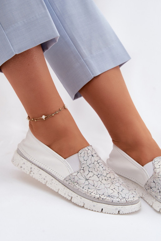 Leren damesslip-on schoenen Het heeftciejka 03512-70 INit-zilvere kleur