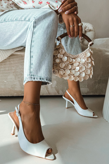 Dames sandalen met dunne hakjes in witte kleur Sevina