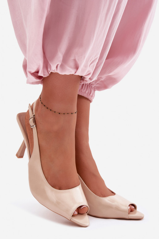 Dames sandalen met dunne hakken beige Sevina