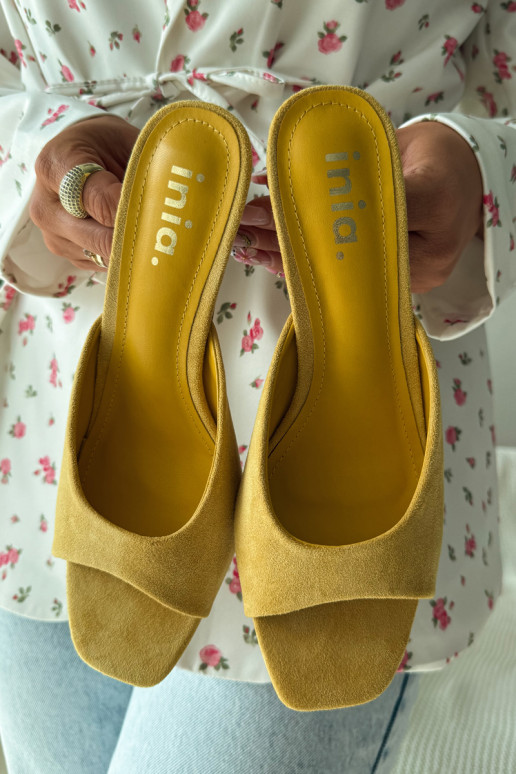 Damespantoffels Op Smukłym Obcasie geel Revina